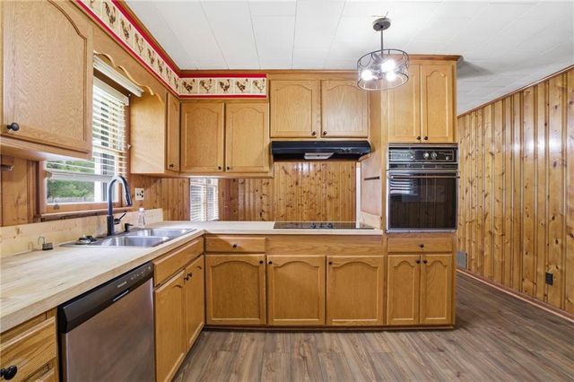 114 Davis Drive, Cartersville, GA 30120