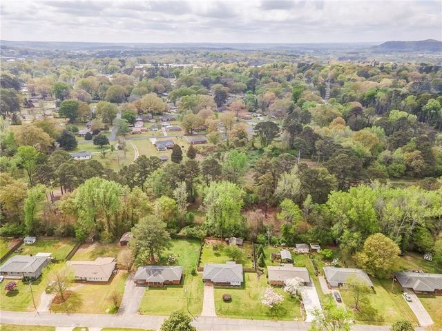 114 Davis Drive, Cartersville, GA 30120