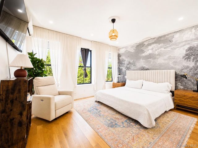 3 Jardine Place, Brooklyn, NY 11233