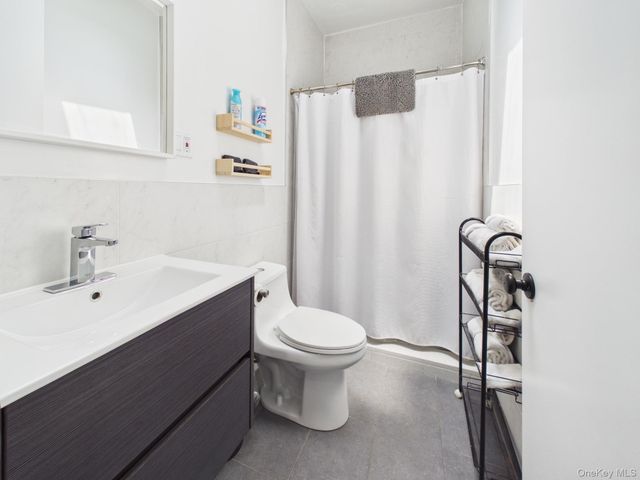 3 Jardine Place, Brooklyn, NY 11233