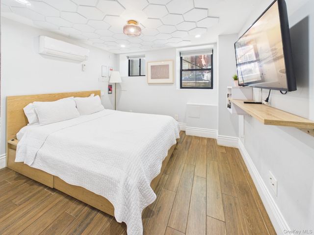 3 Jardine Place, Brooklyn, NY 11233