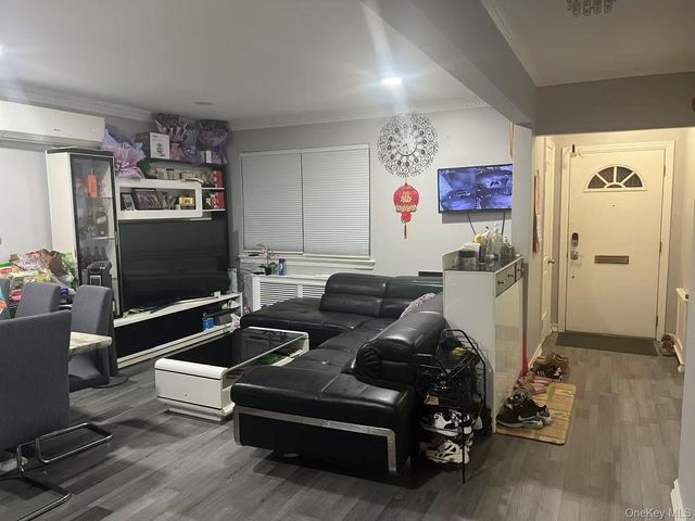 14412 68th Road, Flushing, NY 11367