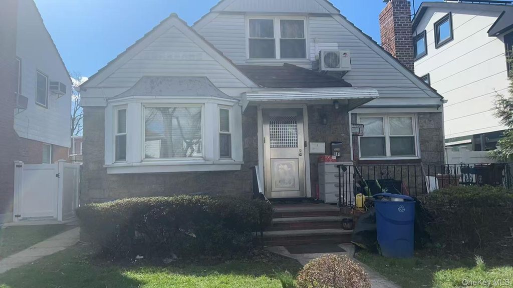 14412 68th Road, Flushing, NY 11367
