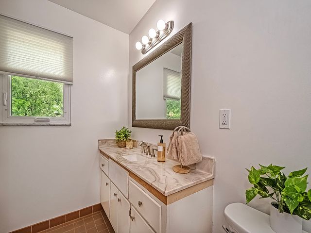 724 Scrubgrass ROAD, Mt Lebanon, PA 15243