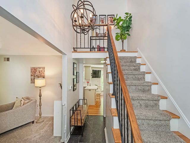 724 Scrubgrass ROAD, Mt Lebanon, PA 15243