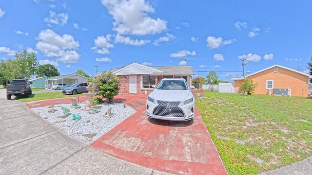 372 NW Airoso Boulevard, Port St. Lucie, Port St Lucie, FL 34983