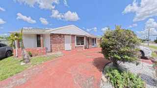 372 NW Airoso Boulevard, Port St. Lucie, Port St Lucie, FL 34983