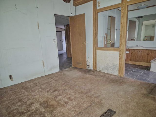 2201 Cadiz Circle, Granbury, TX 76048