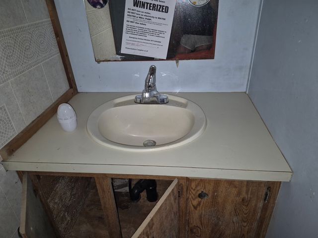 2201 Cadiz Circle, Granbury, TX 76048