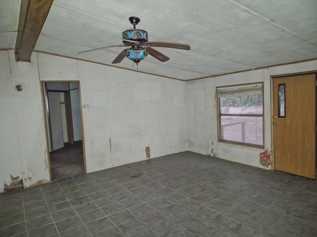 2201 Cadiz Circle, Granbury, TX 76048