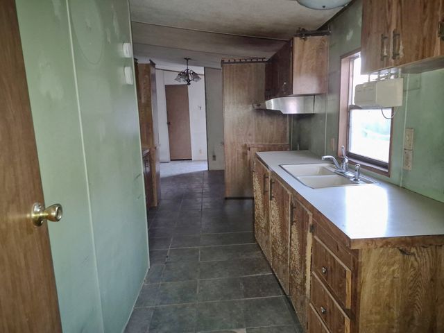 2201 Cadiz Circle, Granbury, TX 76048