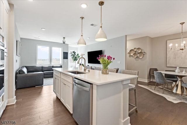 1 Vanderbilt Blvd 309, Florham Park Boro, NJ 07932