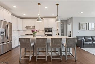 1 Vanderbilt Blvd 309, Florham Park Boro, NJ 07932