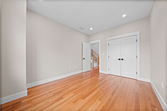 11 Jasset St 11, Newton, MA 02458