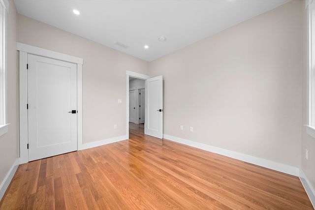 11 Jasset St 11, Newton, MA 02458