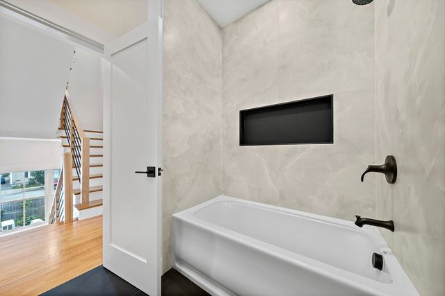 11 Jasset St 11, Newton, MA 02458