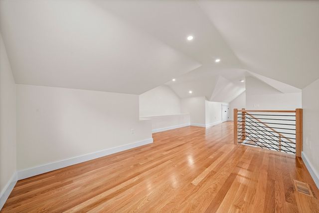 11 Jasset St 11, Newton, MA 02458