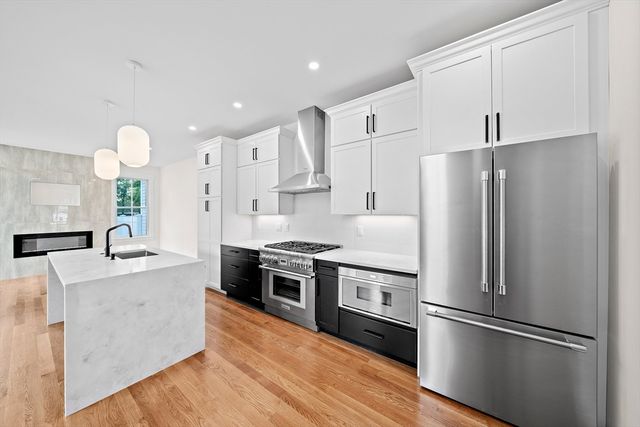 11 Jasset St 11, Newton, MA 02458