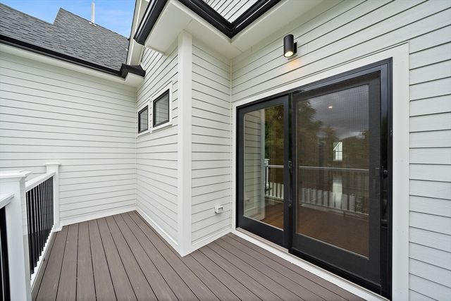 11 Jasset St 11, Newton, MA 02458