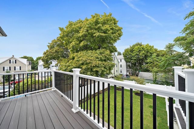 11 Jasset St 11, Newton, MA 02458
