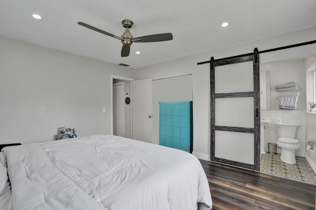 3560 Lloyd Drive, Oakland Park, FL 33309