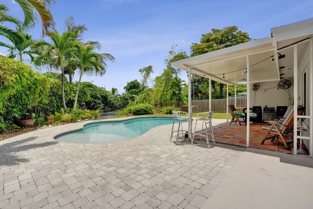 3560 Lloyd Drive, Oakland Park, FL 33309