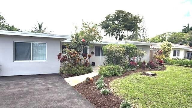 3560 Lloyd Drive, Oakland Park, FL 33309