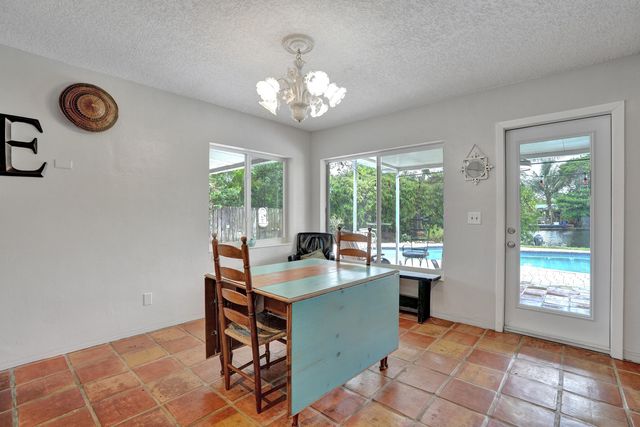 3560 Lloyd Drive, Oakland Park, FL 33309