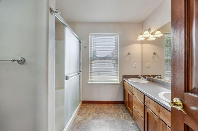 331 Patricia Lane, Eagle Point, OR 97524