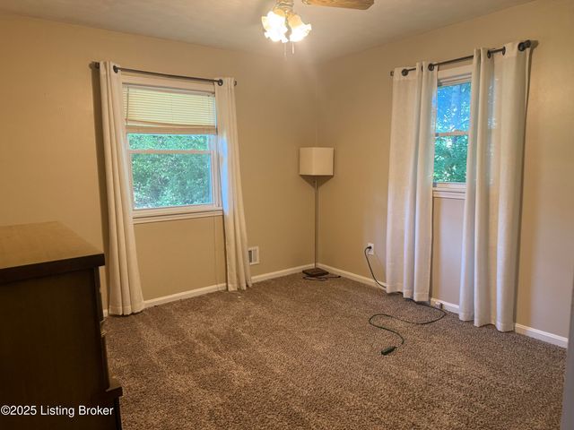 5301 Adkins Rd, Louisville, KY 40219