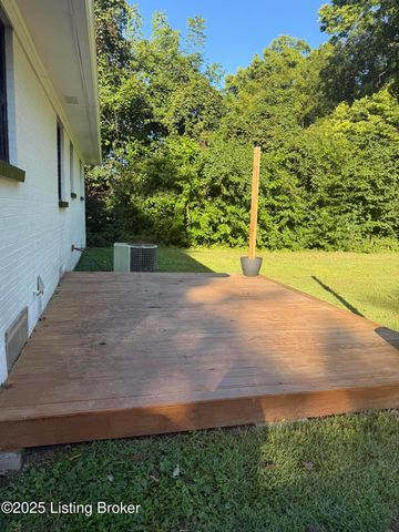 5301 Adkins Rd, Louisville, KY 40219