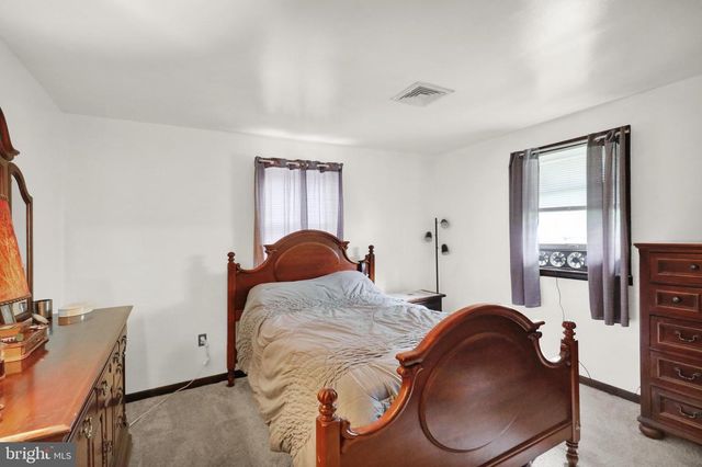 620 GOUGLERSVILLE RD, Reading, PA 19608