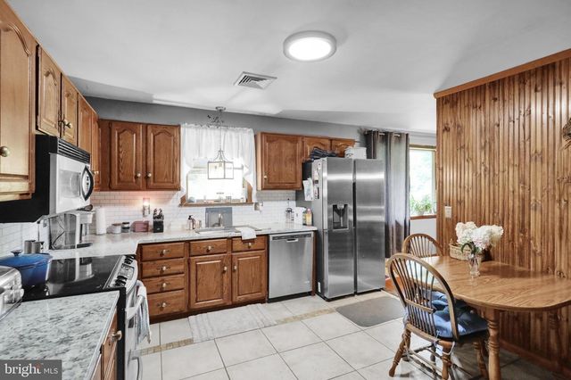 620 GOUGLERSVILLE RD, Reading, PA 19608