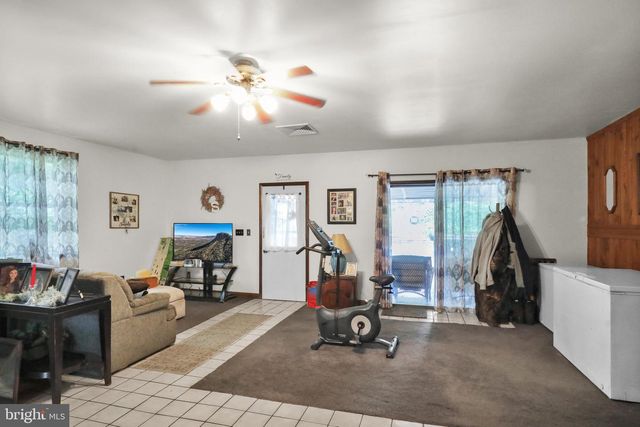 620 GOUGLERSVILLE RD, Reading, PA 19608