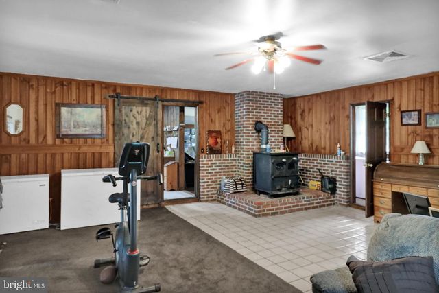 620 GOUGLERSVILLE RD, Reading, PA 19608