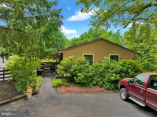 620 GOUGLERSVILLE RD, Reading, PA 19608