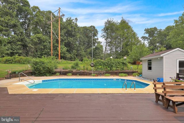 620 GOUGLERSVILLE RD, Reading, PA 19608
