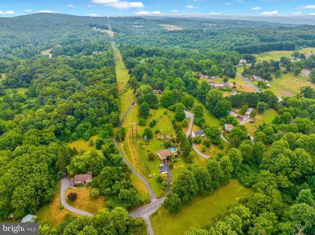 620 GOUGLERSVILLE RD, Reading, PA 19608