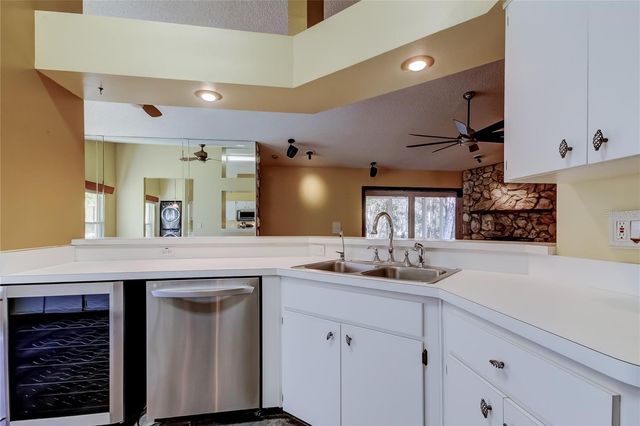 1795 BAYHILL DRIVE, Oldsmar, FL 34677