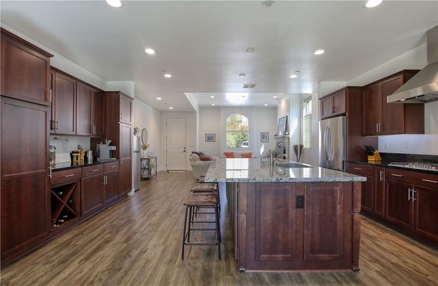 315 Tresana Lane, San Luis Obispo, CA 93401