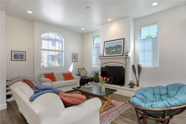 315 Tresana Lane, San Luis Obispo, CA 93401