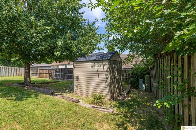 15312 Greene Avenue, Omaha, NE 68138