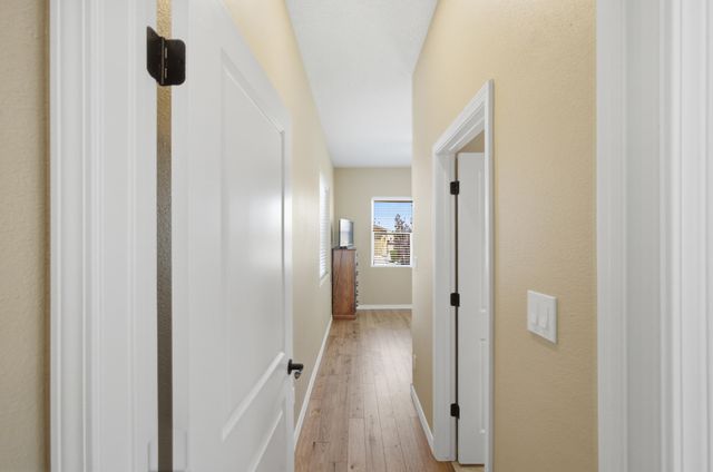 520 Pecos River Road SW, Los Lunas, NM 87031