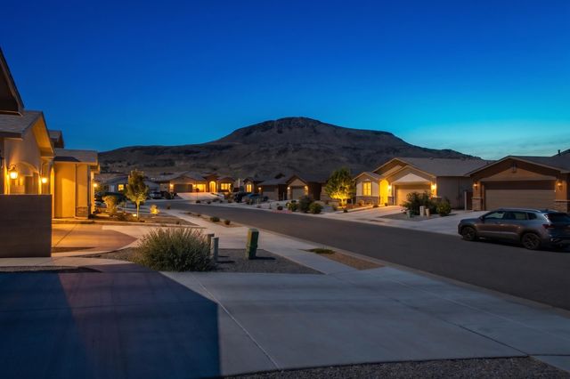 520 Pecos River Road SW, Los Lunas, NM 87031