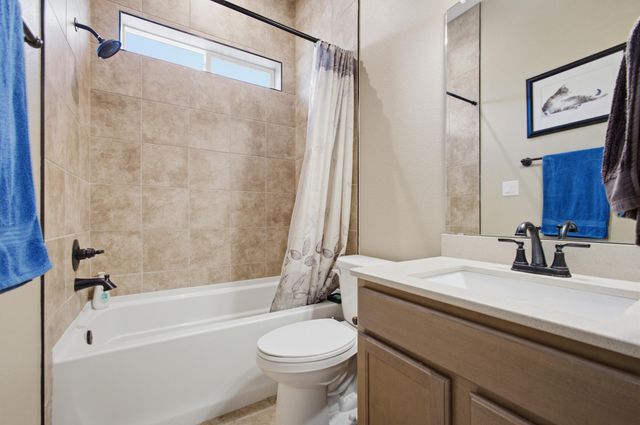 520 Pecos River Road SW, Los Lunas, NM 87031