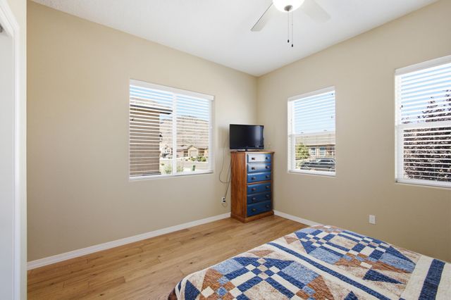 520 Pecos River Road SW, Los Lunas, NM 87031
