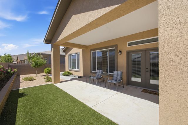 520 Pecos River Road SW, Los Lunas, NM 87031