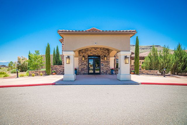 520 Pecos River Road SW, Los Lunas, NM 87031