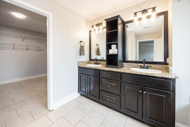 2 Buckeye Court, Fort Mitchell, AL 36856