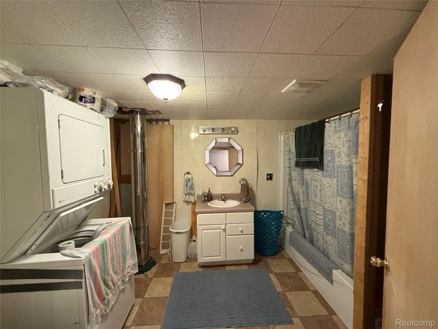 6392 20th Ave Avenue, Sylvan Township, MI 49679